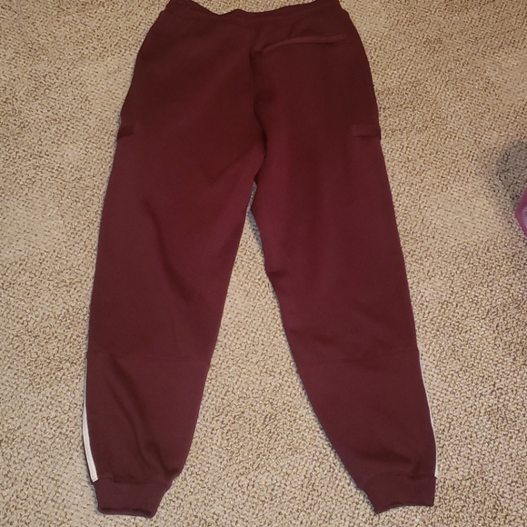 ADIDAS BURGUNDY FLEECE LINED CARGO ZIP POCKET PA - Picture 7 of 12